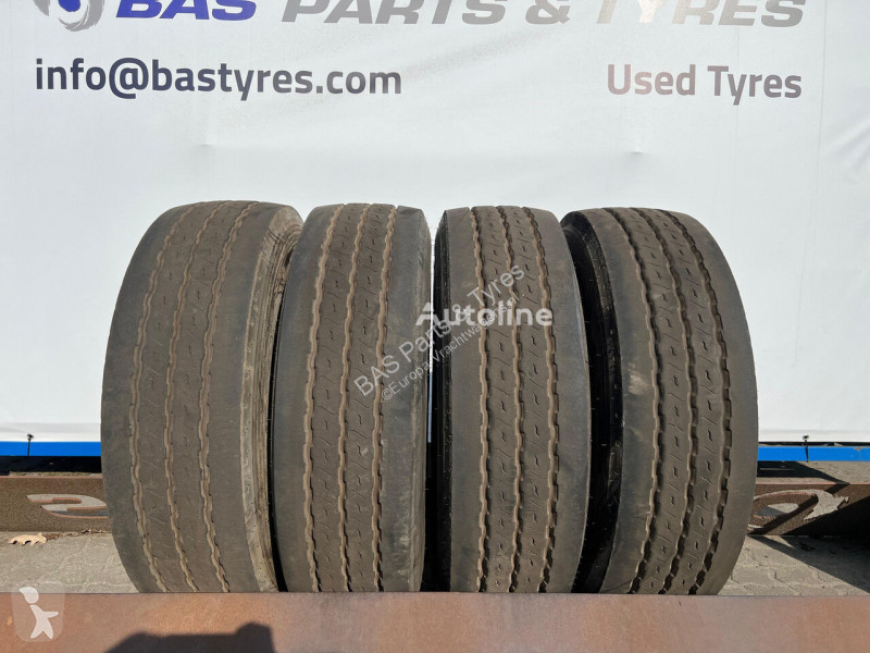 Ricambio per autocarri Goodyear 235/75R17.5...