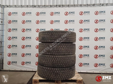 Däck Bridgestone