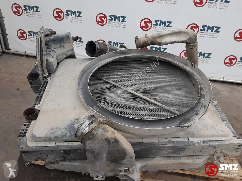 Pièces poids lourds Mercedes Occ radiator +...