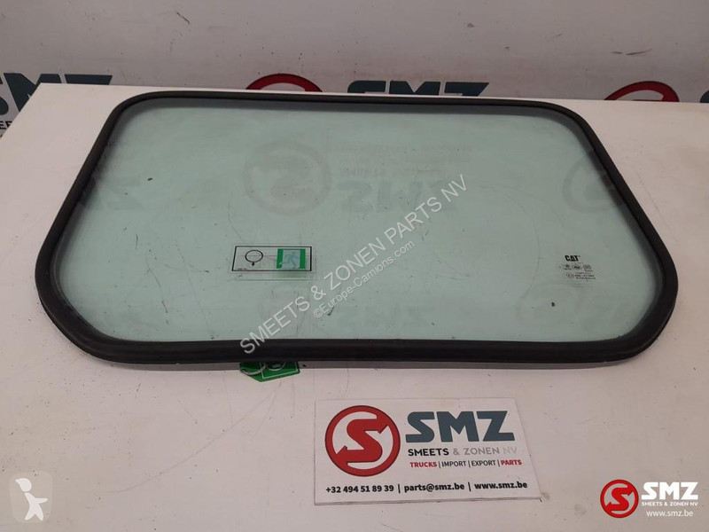 Reservdelar lastbilar Caterpillar Glass rear...