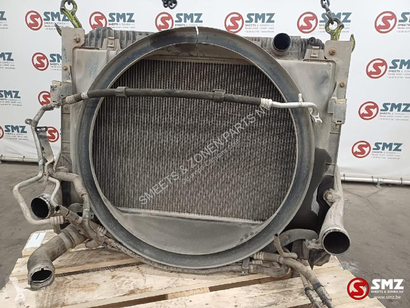 Pièces poids lourds Mercedes Occ radiator +...