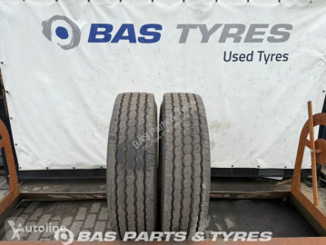 Roue / pneu Goodyear