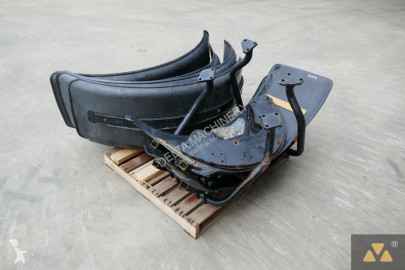 Reservdelar lastbilar Caterpillar 140M Fender set