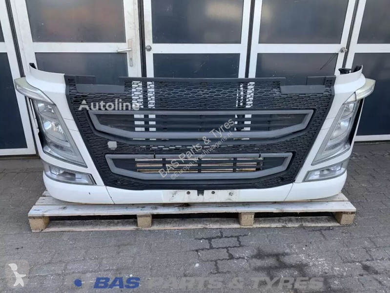 Náhradní díly pro kamiony Volvo Pare-chocs 4...