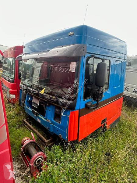 Pièces poids lourds DAF DAF -410 Bleue