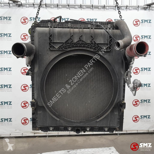 Pièces poids lourds Mercedes Occ radiator +...