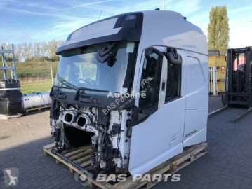 Hytt Volvo ny