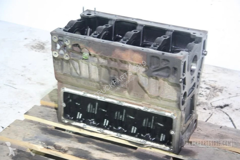 Náhradní díly pro kamiony Renault Engines &...