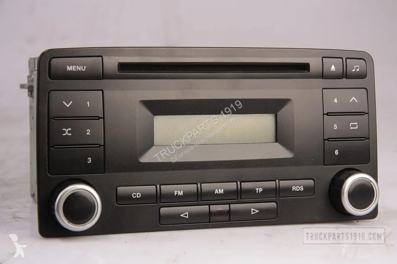 Reservdelar lastbilar MAN 81.28101-6182 Radio