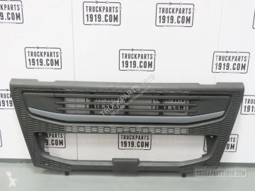 Revêtement / grille avant Volvo