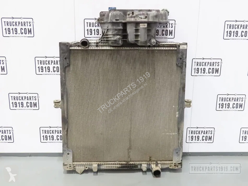 Reservdelar lastbilar MAN 81.06101-6809 Radiateur