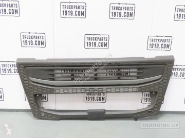 Revêtement / grille avant Volvo