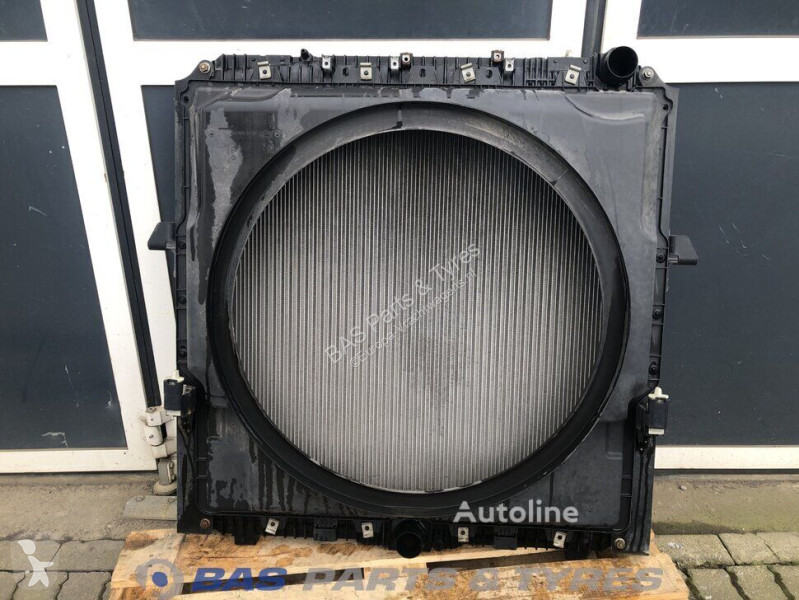 Pièces poids lourds Mercedes Radiateur de...