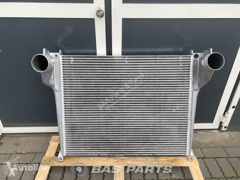 Pièces poids lourds Mercedes Radiateur de...