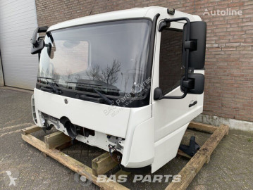 Mercedes Atego Cabine MP4 ClassicSpace S-cab L1H1 pour camion