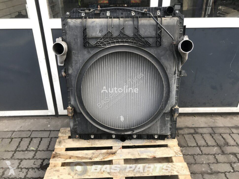 Pièces poids lourds Mercedes Radiateur de...