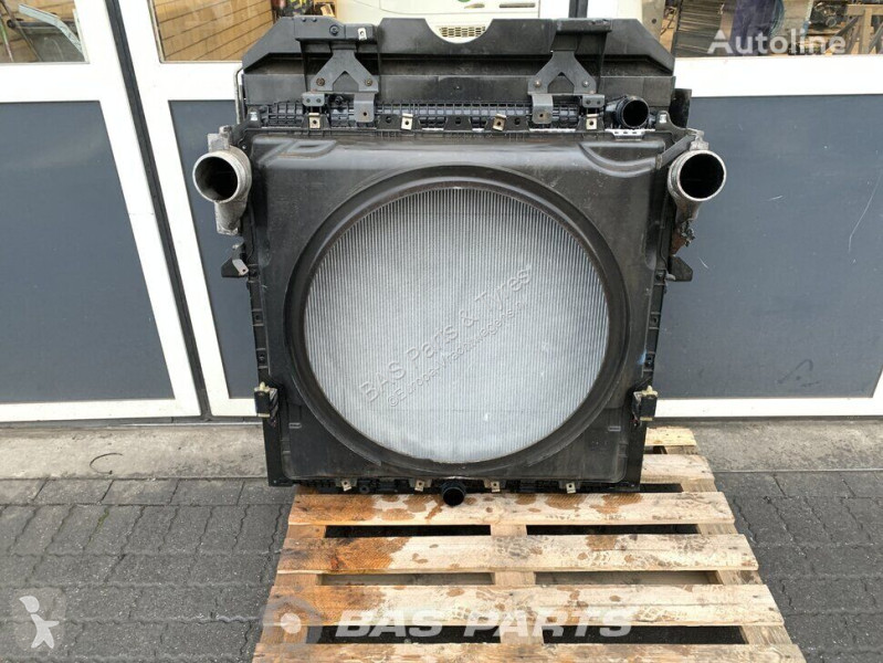 Pièces poids lourds Mercedes Radiateur de...