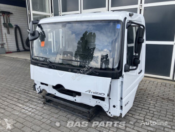 Mercedes Atego Cabine MP4 ClassicSpace S-cab L1H1 pour camion