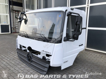 Mercedes Atego Cabine MP4 ClassicSpace S-cab L1H1 pour camion