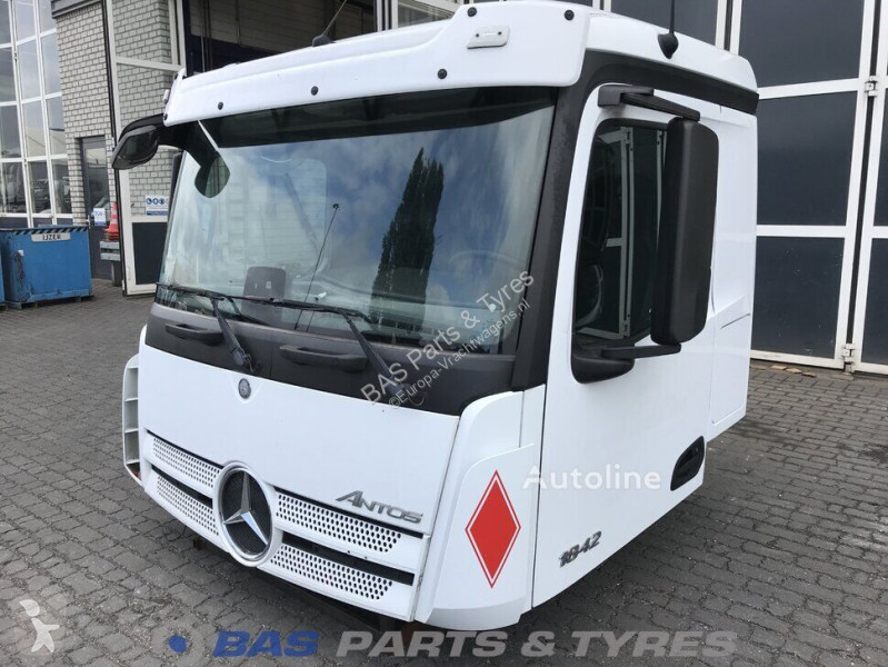 Reservdelar lastbilar Mercedes Cabine MP4...