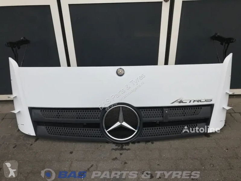 قطع غيار الآليات الثقيلة Mercedes Calandre MP4...