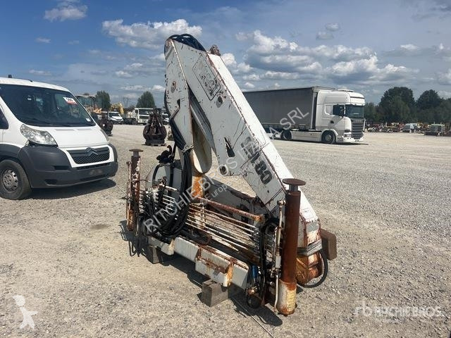 قطع غيار الآليات الثقيلة Pesci SM80