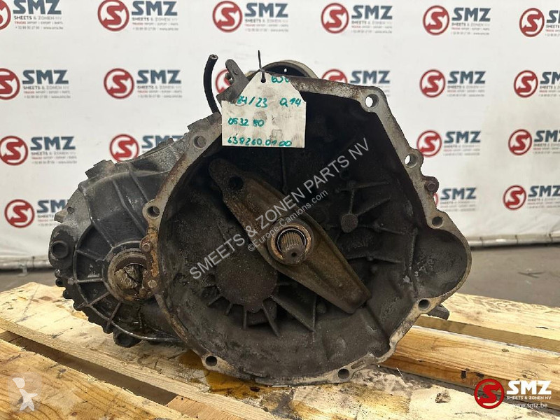 قطع غيار الآليات الثقيلة Mercedes Occ...