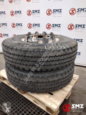 Pirelli Occ Band 12.00R20 Pirelli FG85 Trilex velg