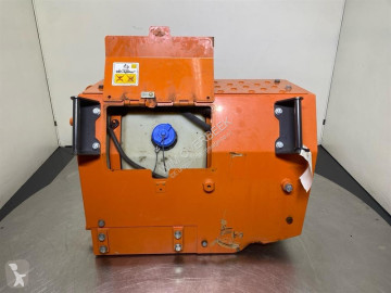 Резервни части за тежкотоварни превозни средства Hitachi ZW310TPD-6 - DEF/Adblue tank