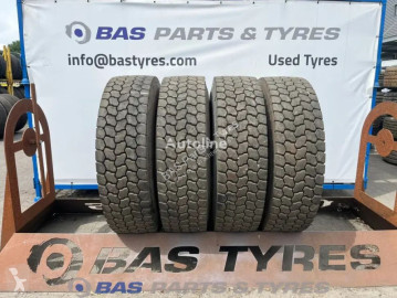 Bridgestone Bridgestone 315/80R22.5 RETREAD (cover) used set