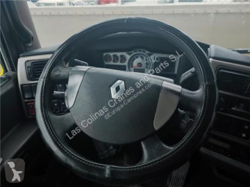 RenaultMagnum