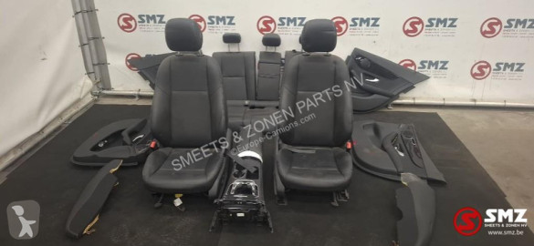 Attrezzatura interna Mercedes