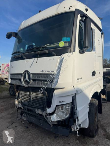 Cabina Mercedes
