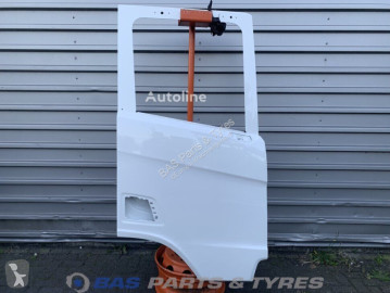 Puerta Scania