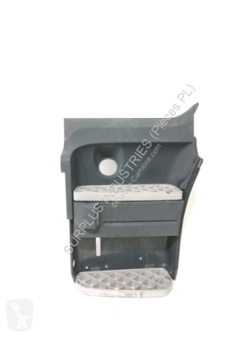 Scania moveable step / doorpost
