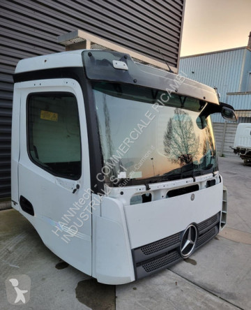 Cabina Mercedes
