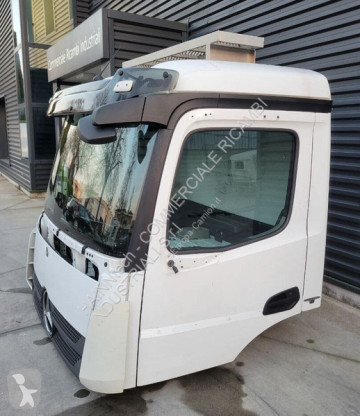 Cabina Mercedes