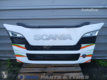 Capó delantera Scania