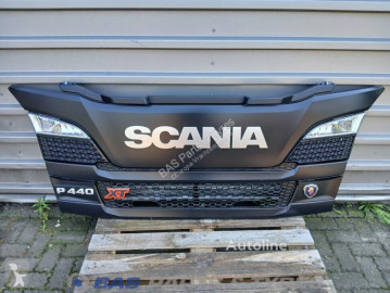 Capó delantera Scania