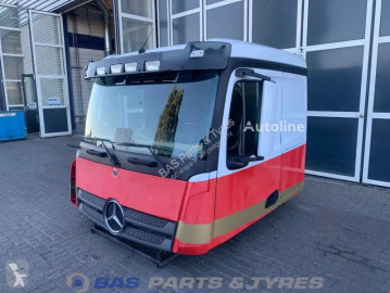 Кабина Mercedes
