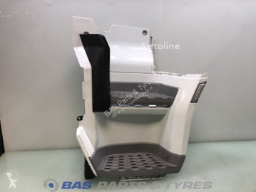 Estribo / escalera DAF