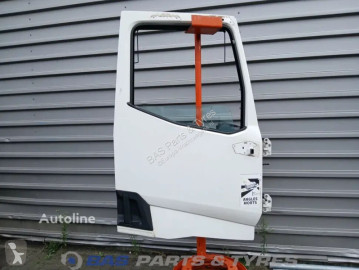 Renault T-Serie Right