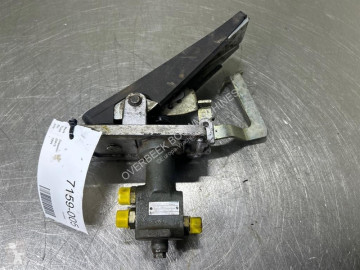 Zeppelin ZM15-LT05MKA-10/0401/02M13-Bre pedal/Brake pedal