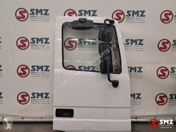 Mercedes door
