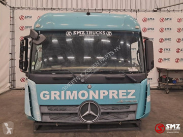 Mercedes cabin