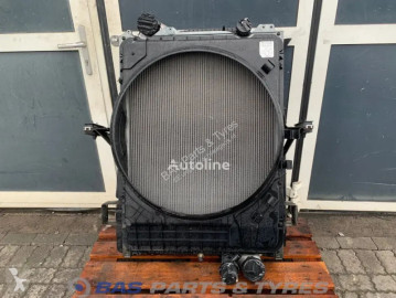 Radiatore raffreddamento motore Volvo