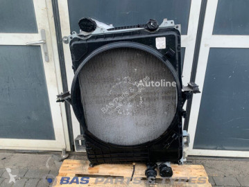 Volvo cooling radiator