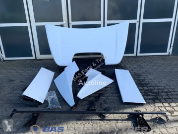 Mercedes front wing