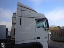 Náhradné diely na nákladné vozidlo kabína/karoséria kabína DAF XF105