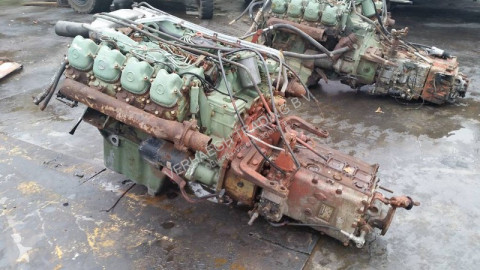 Motore Mercedes OM 402
